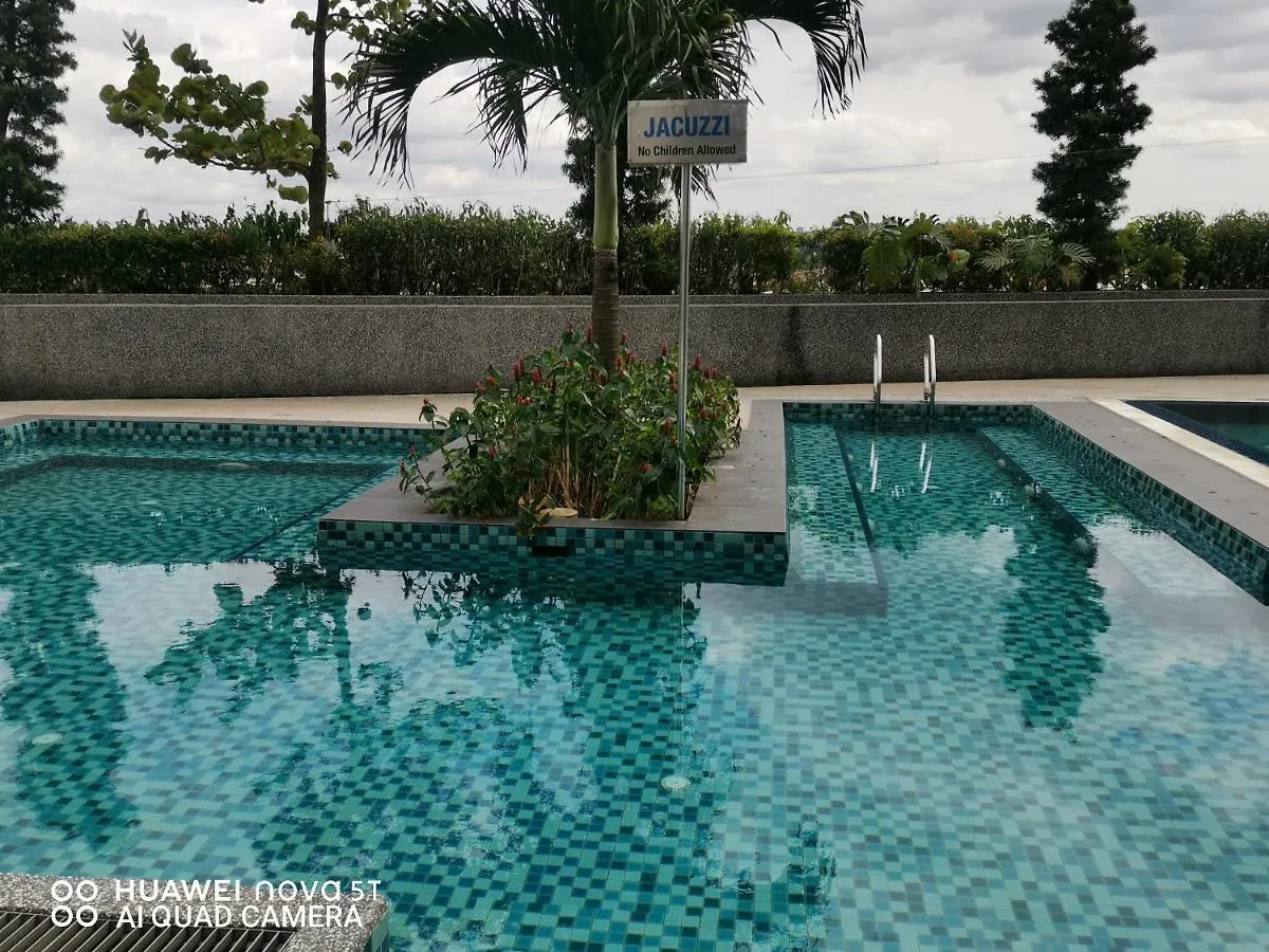 Platino Aparment @ Paradigm Mall Johor Bahru